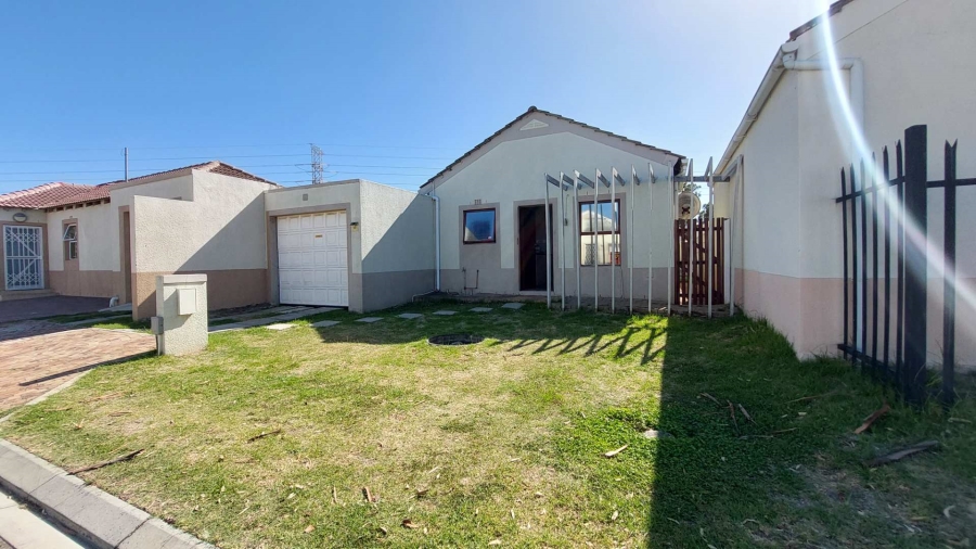 2 Bedroom Property for Sale in Victoria Park Western Cape